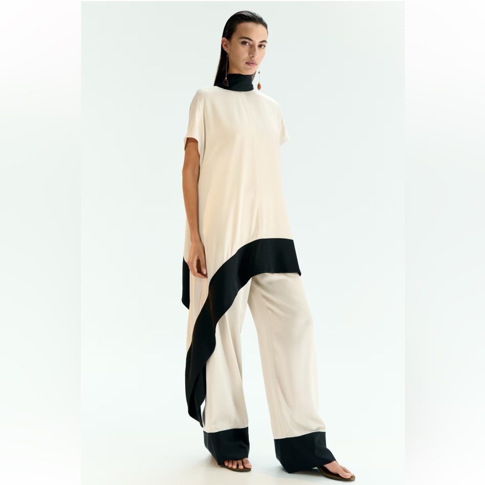 New H&M Elegant Two-Tone Draped Asymmetric Top - Picture 2 of 6